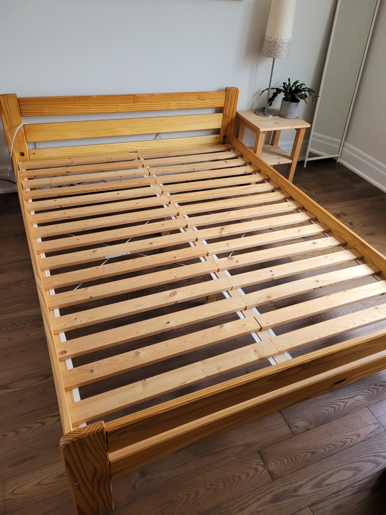 Queen size solid wood bed frame -Ikea. - photo 3
