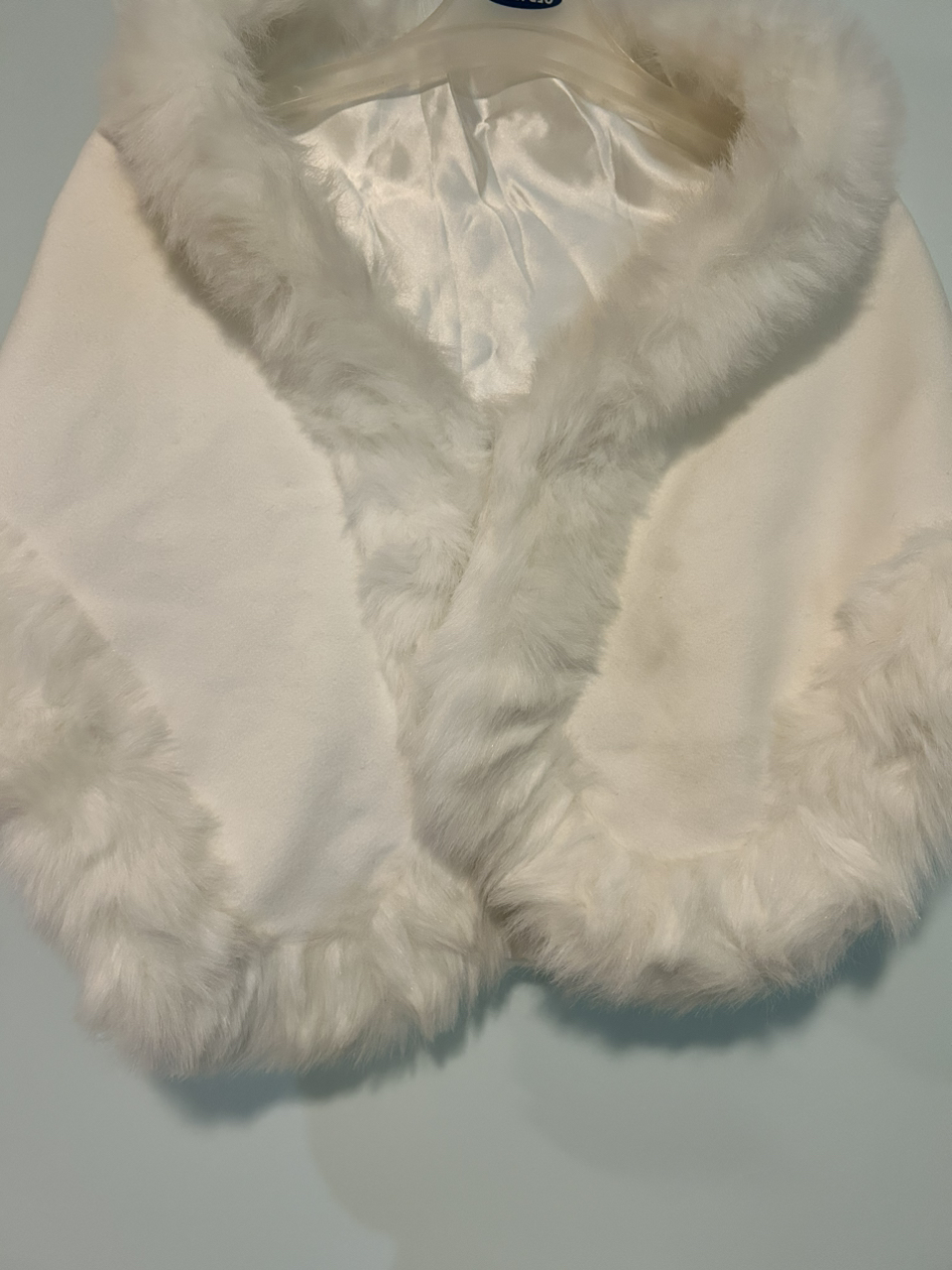 Bridal winter shall - photo 4