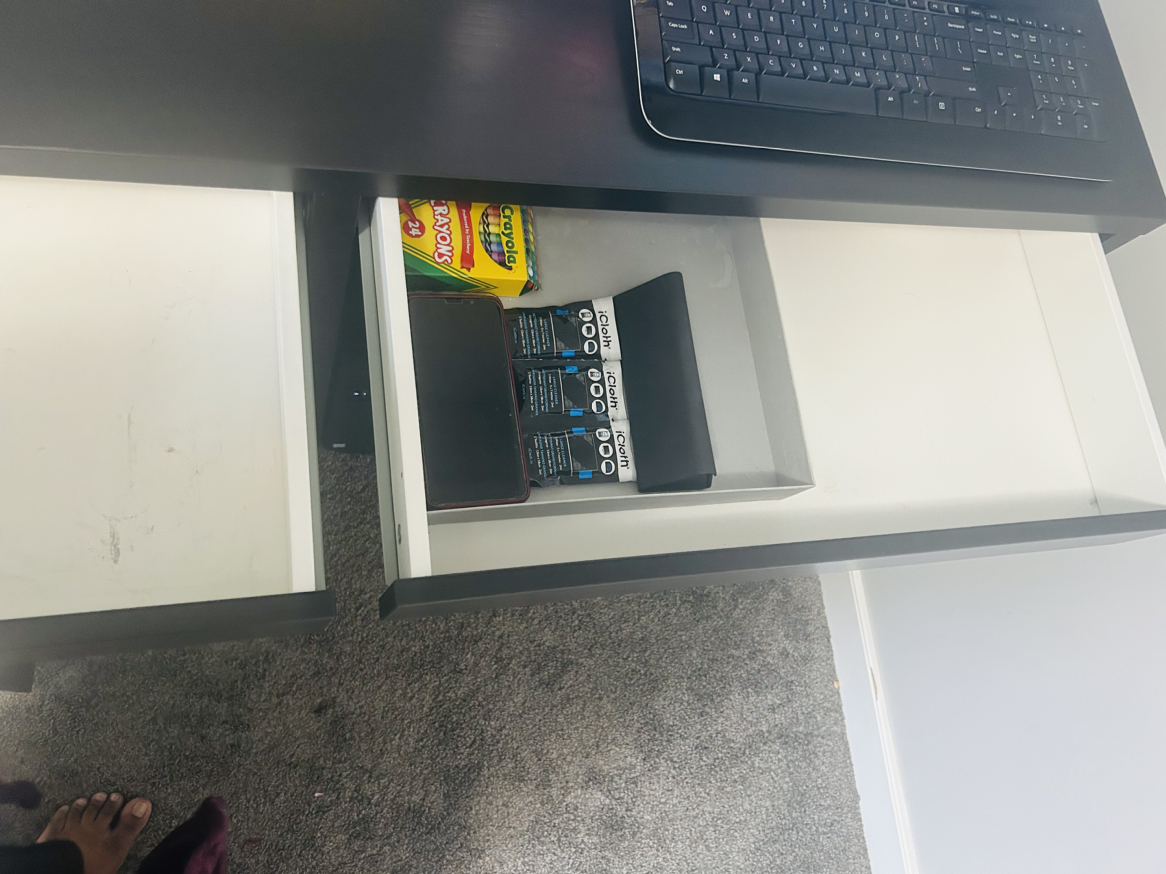 Work table with chair - photo 4