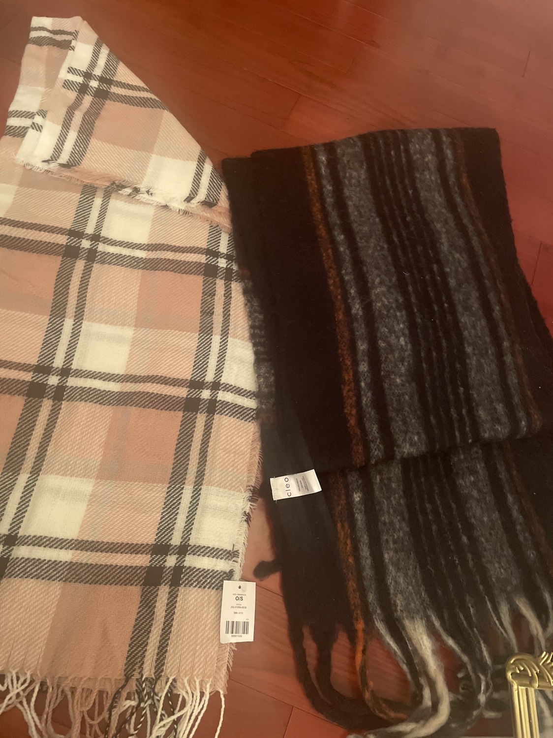 Scarfs thumbnail