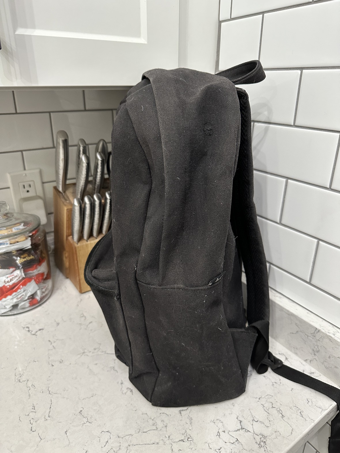 Black Herschel canvas backpack - photo 2
