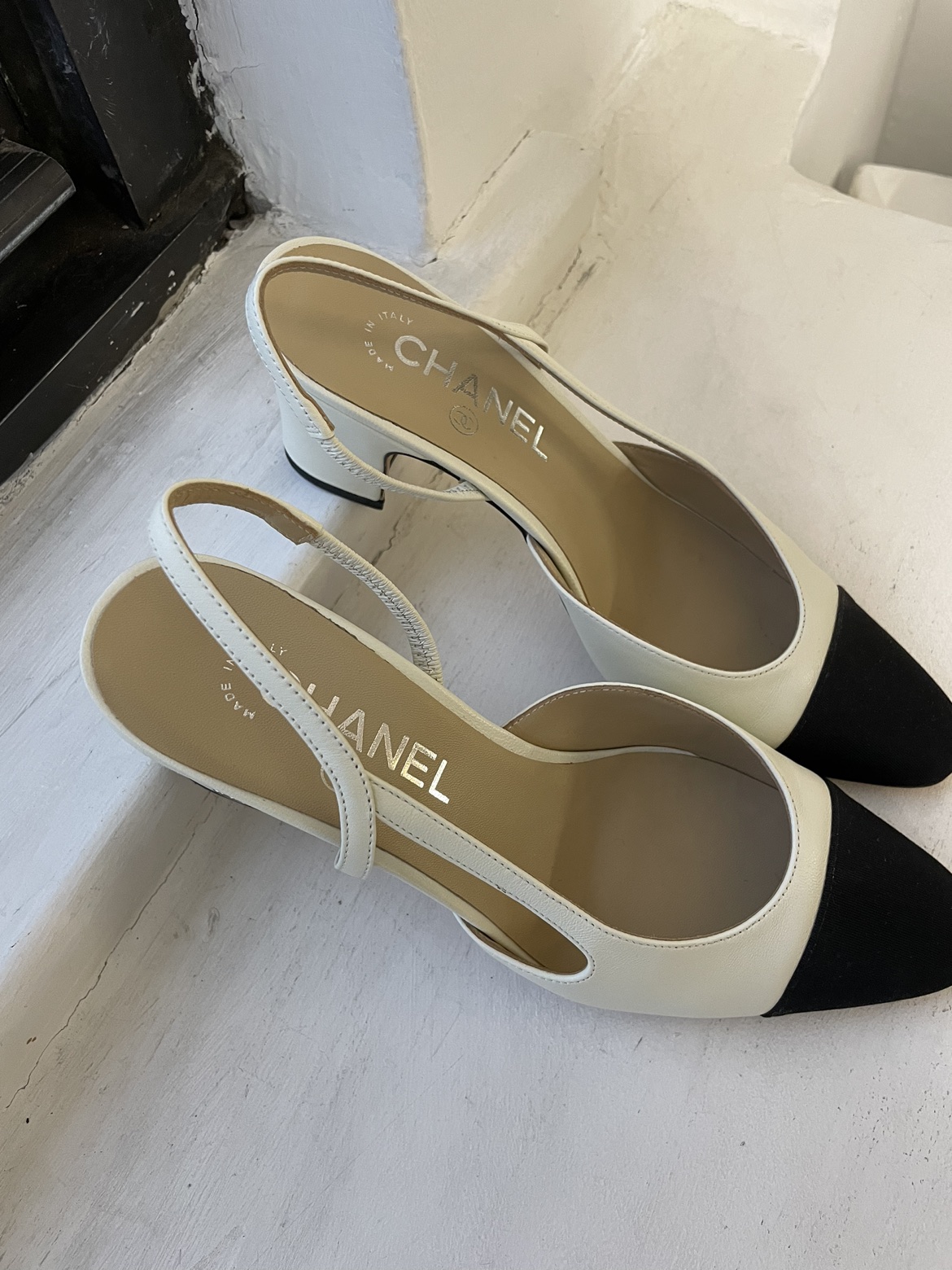Chanel slingback sandals - photo 2