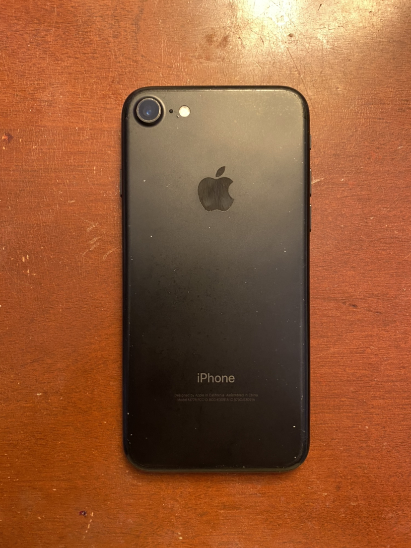 Apple iPhone 7 Black thumbnail