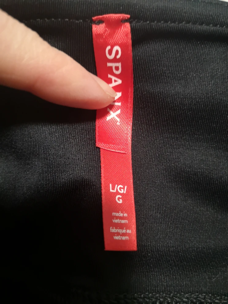 spanx faux patent leather leggings image indicator(2)