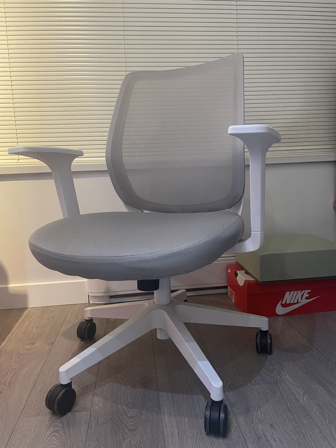 Office chair, wheelchair - photo 2