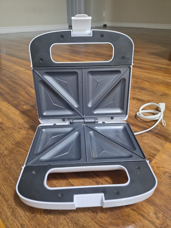 Salton Sandwich Maker - photo 2
