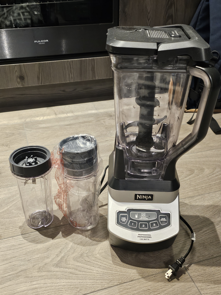 Ninja Professional Blender (free delivery) thumbnail