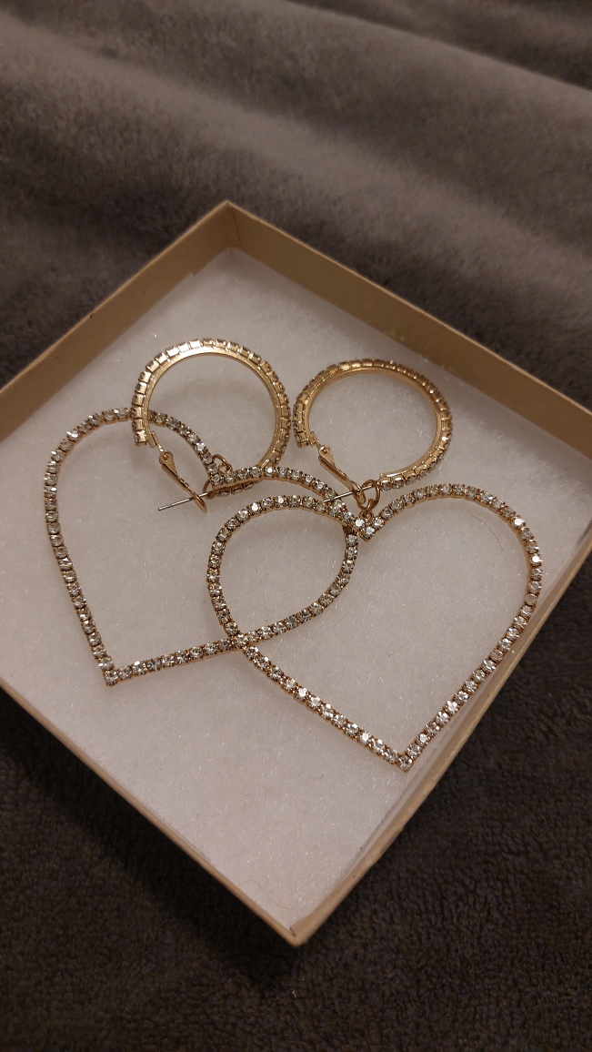 Heart shaped earrings thumbnail