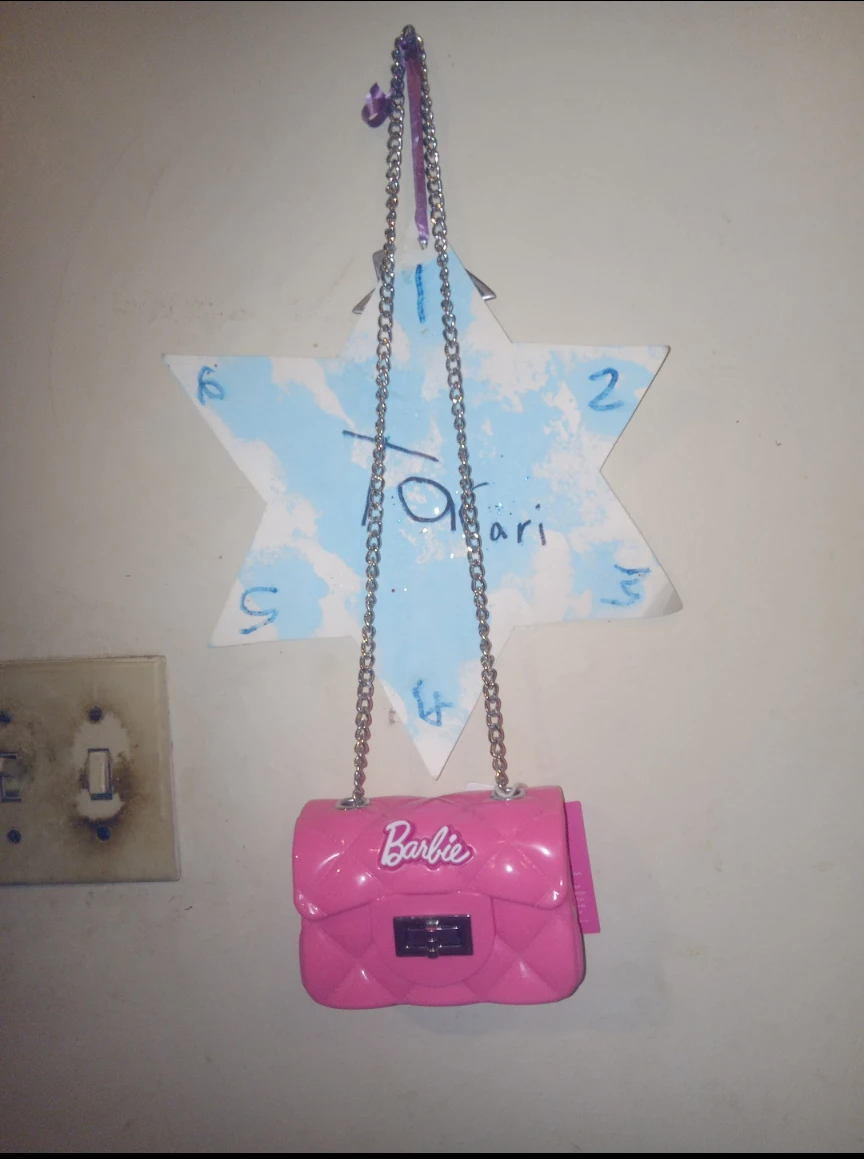 New!!! Mini Barbie crossbody purse! - photo 3