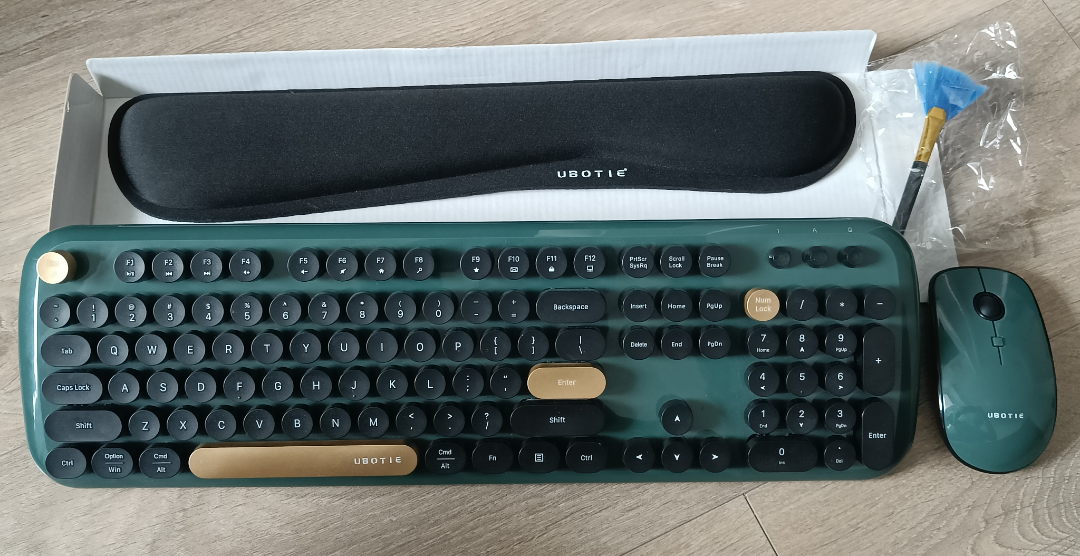 wireless keyboard and mouse thumbnail