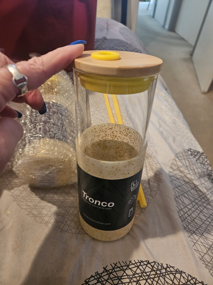 2 glass tumblers with straws 15.00 image indicator(2)