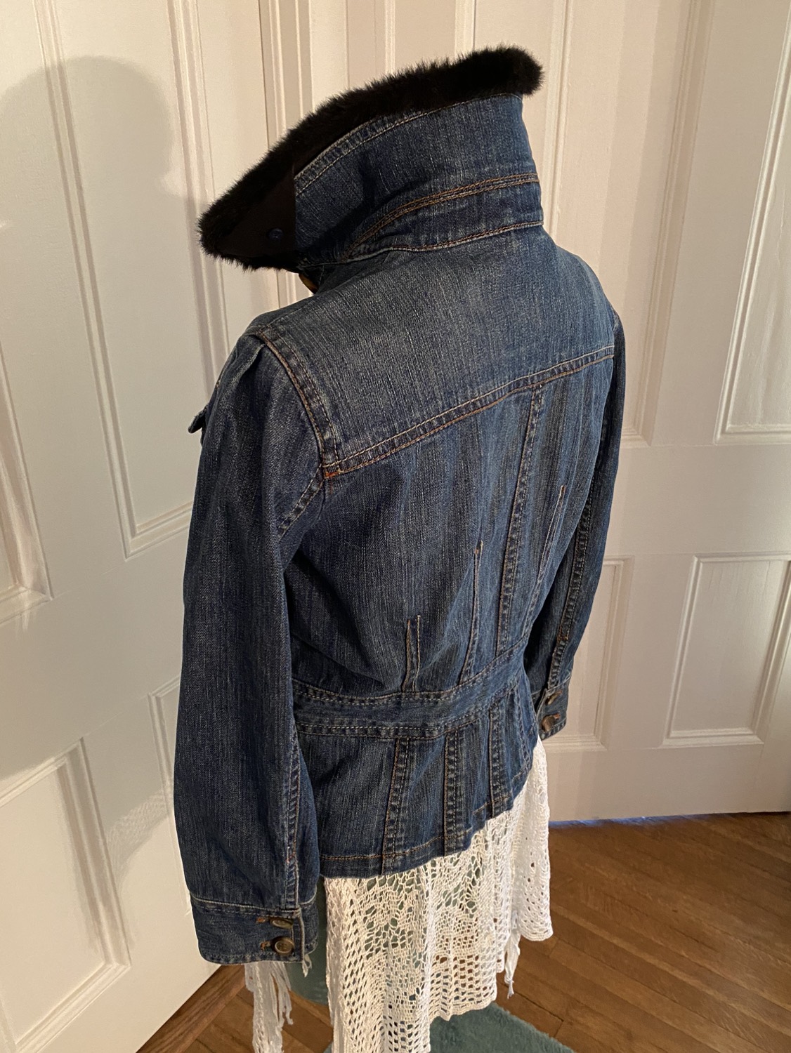 Liz Claiborne Denim Jacket with removable faux fur collar image indicator(6)