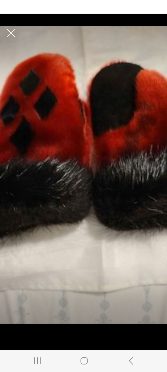 Inuit gloves thumbnail