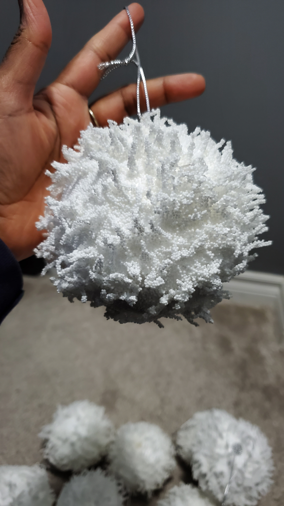Foam snow ball Christmas ornaments - photo 2