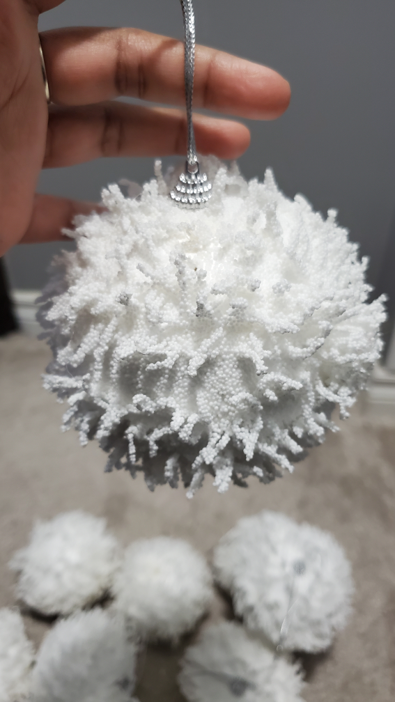 Foam snow ball Christmas ornaments - photo 3