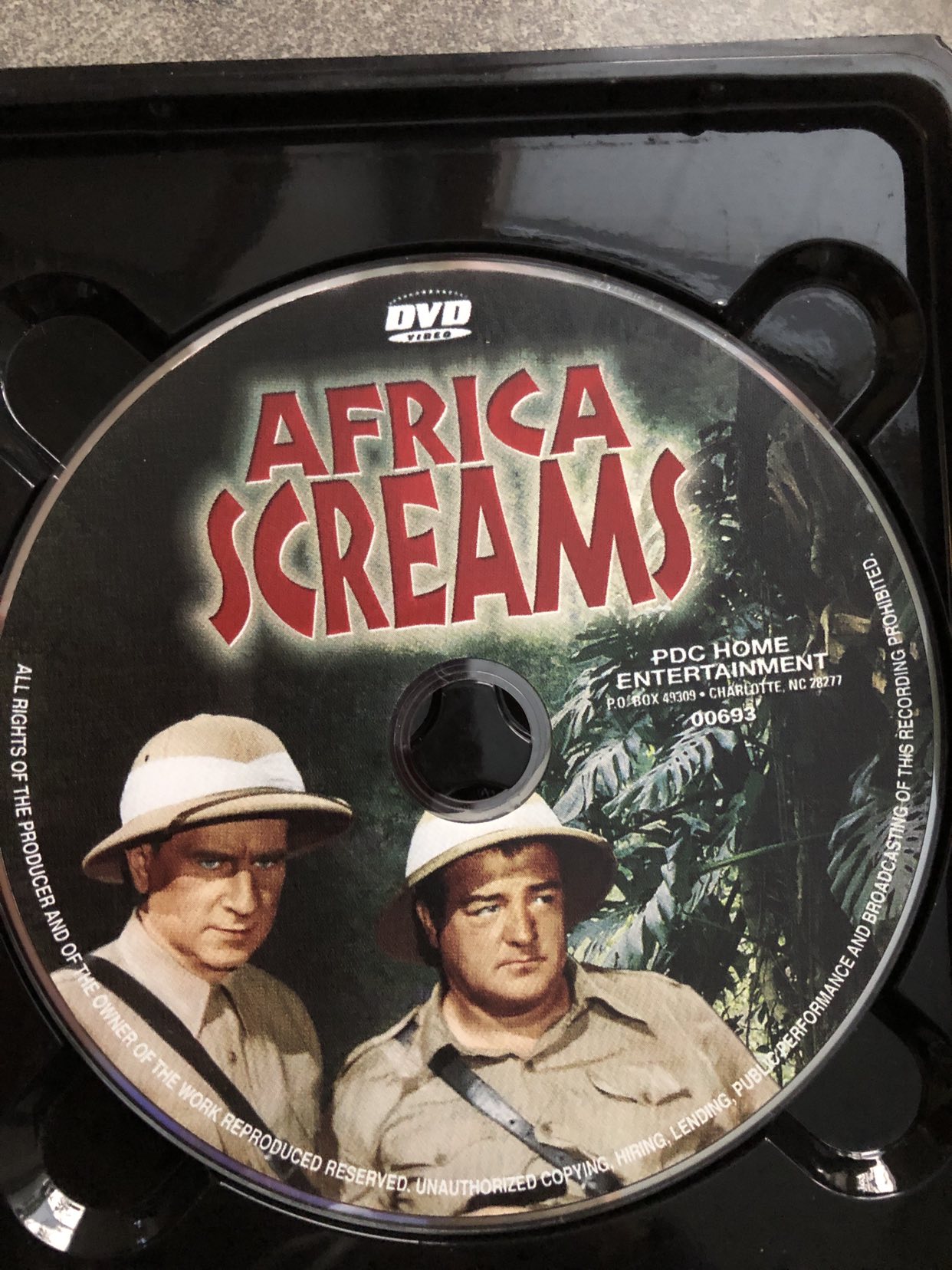 DVD - Abbot and Costello Classic Comedy. image indicator(3)