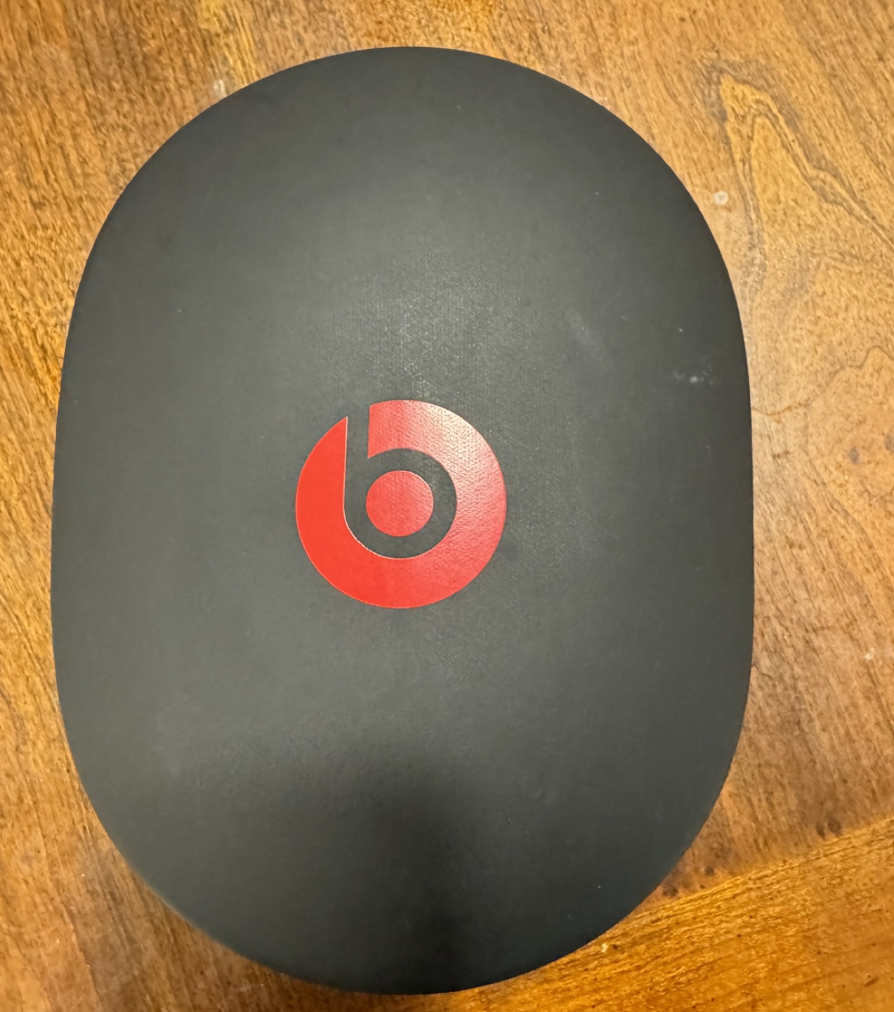 Beats by Dr. Dre, Beats Studio3 image indicator(2)