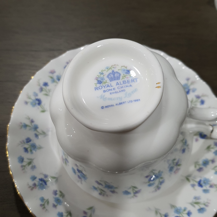 Royal albert  bone china teacup - photo 4