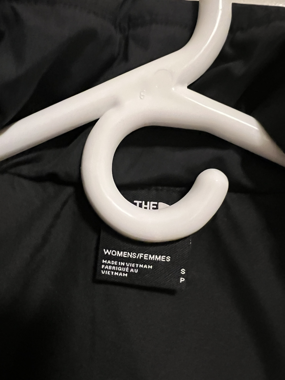 NORTH FACE Small Black quilt jacket image indicator(3)