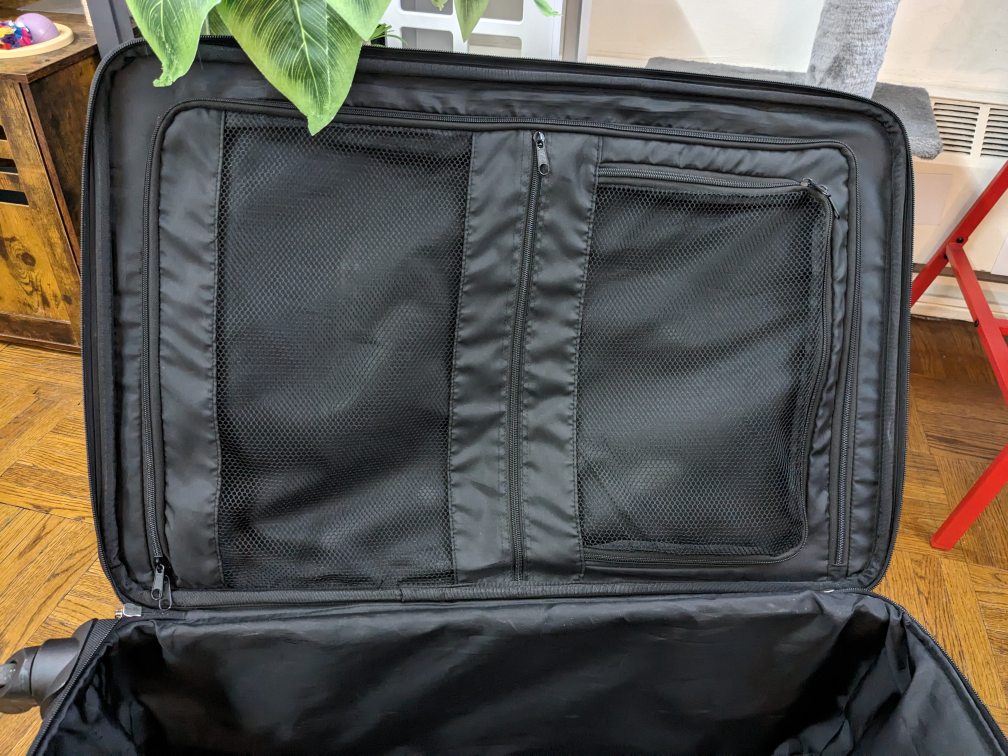 Large spinner luggage image indicator(5)