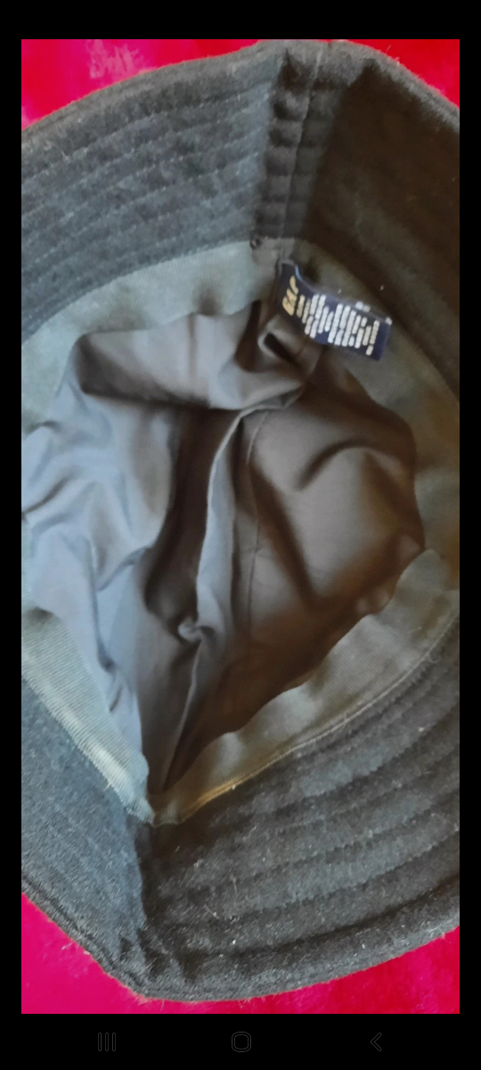 Gap - Warm Hat image indicator(4)