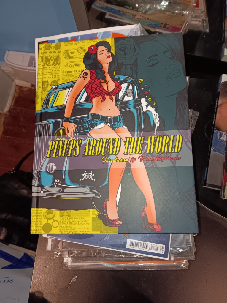 Art pin up book thumbnail