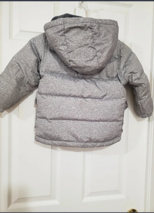 Kids GAP winter jacket size 4 image indicator(2)