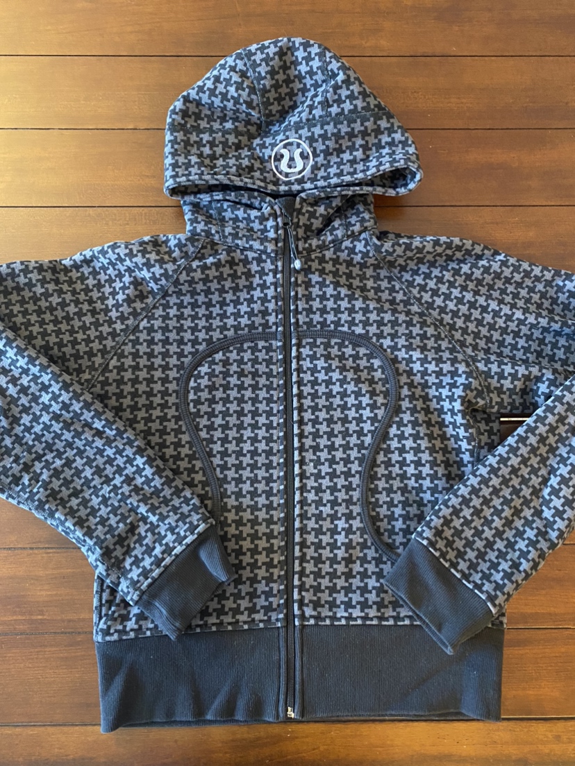 Lululemon scuba - size 10 thumbnail