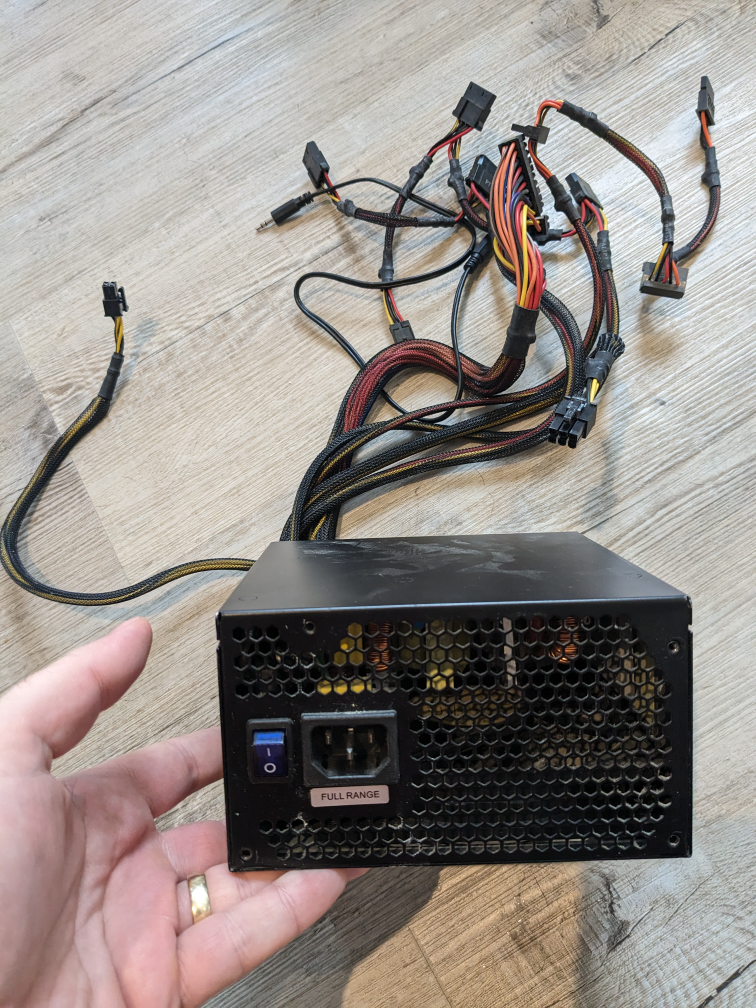 OCZ - 500w Power supply thumbnail