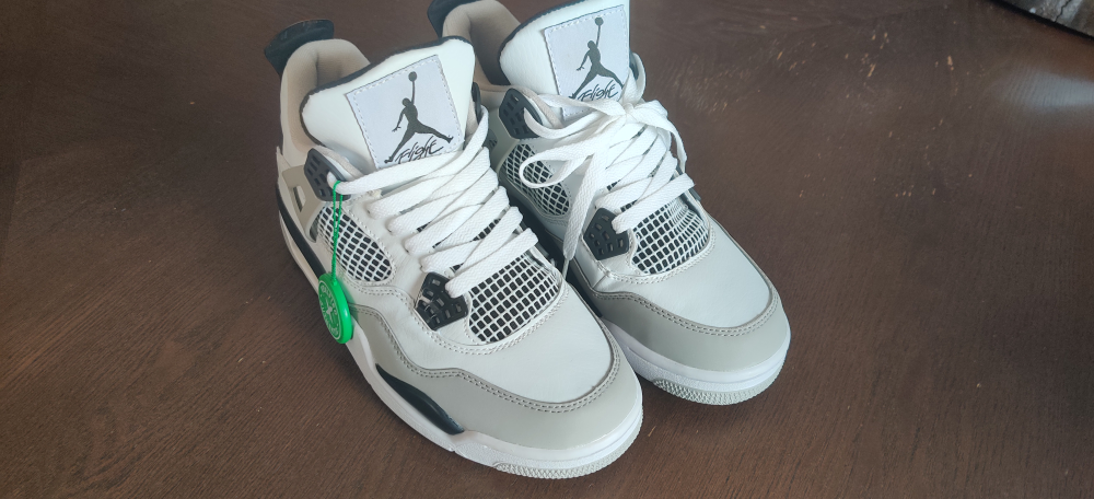 Air Jordan 4 retro military black $120 o.b.o. thumbnail