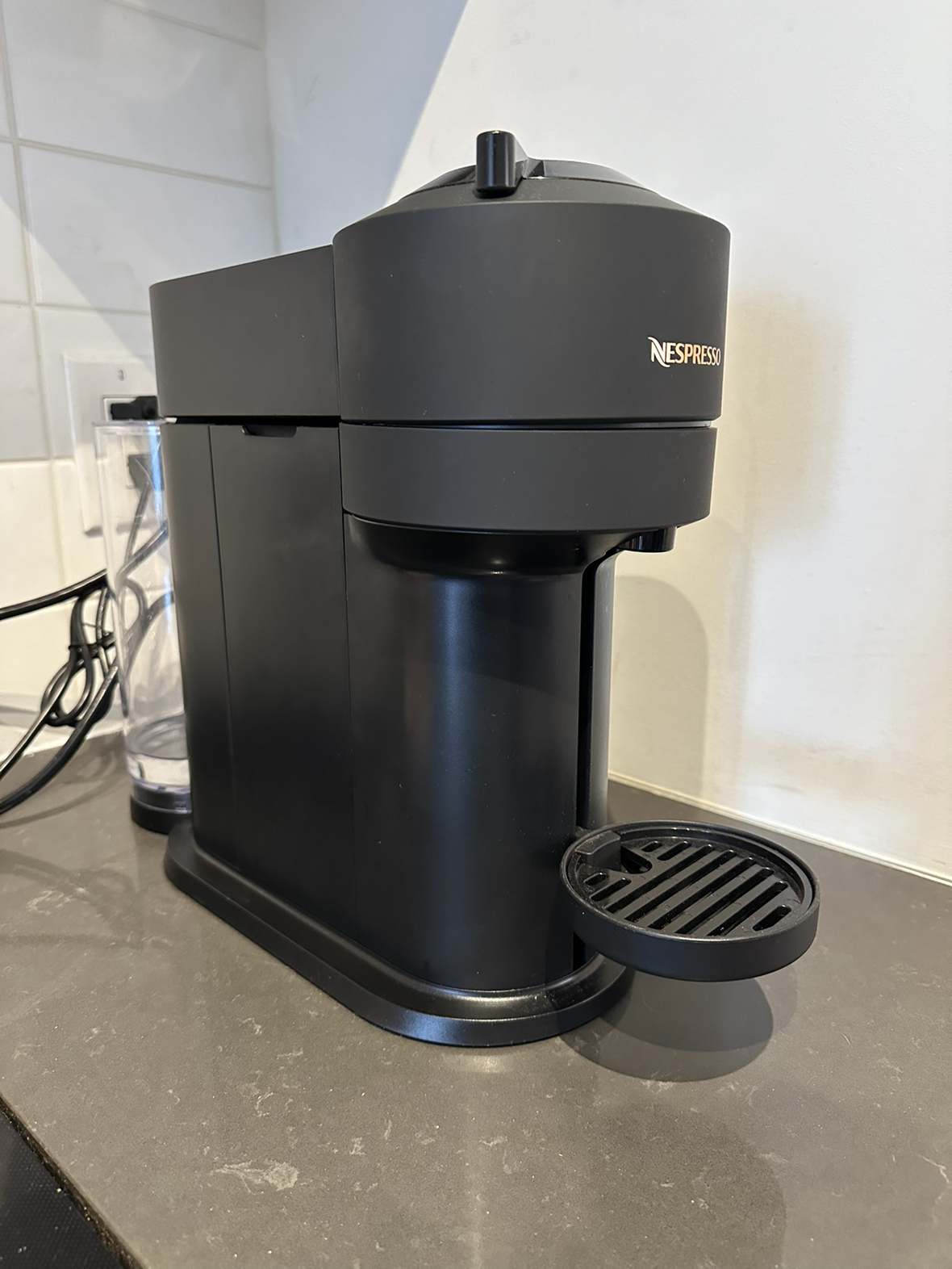 Nespresso Vertuo Next Coffee Machine - photo 2