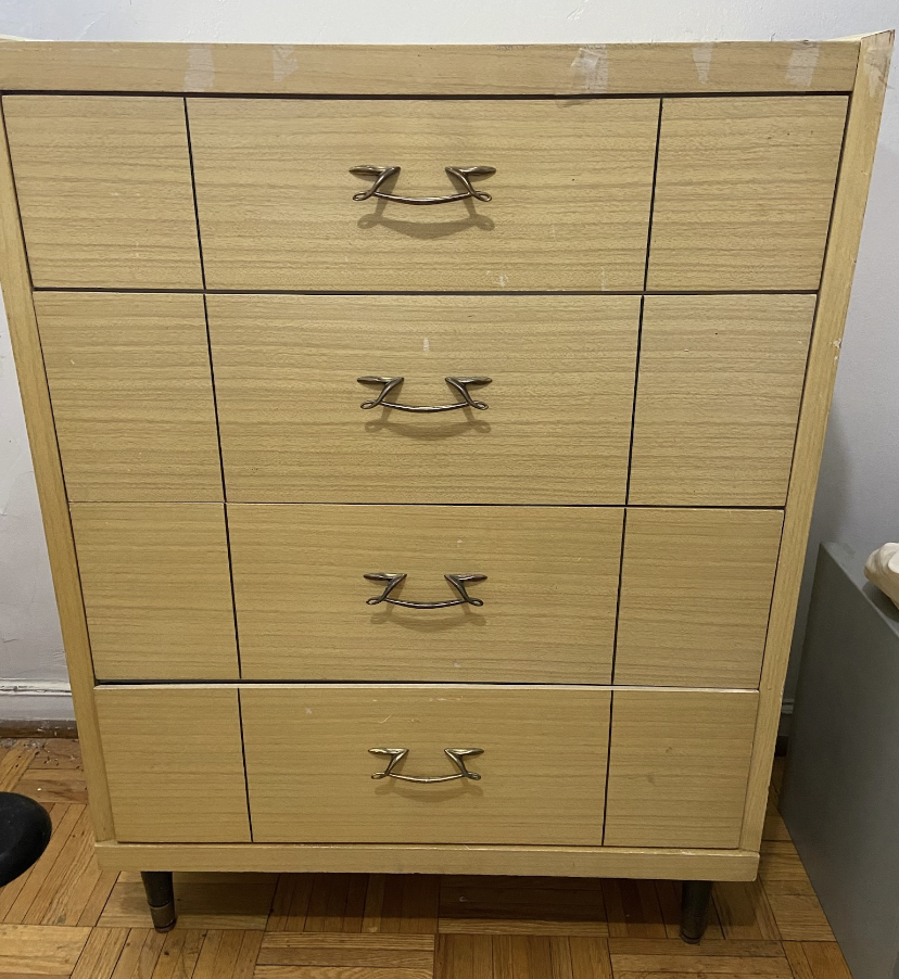 MOVING SALE FREE furniture *CLEARING UNIT* image indicator(4)