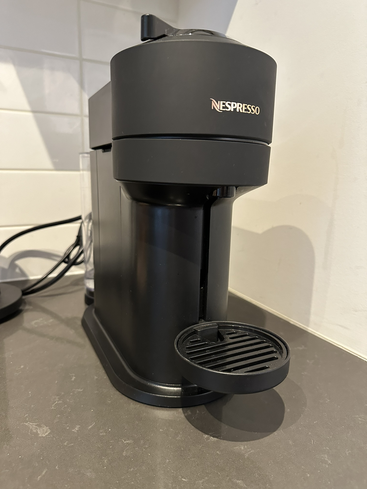 Nespresso Vertuo Next Coffee Machine - photo 5