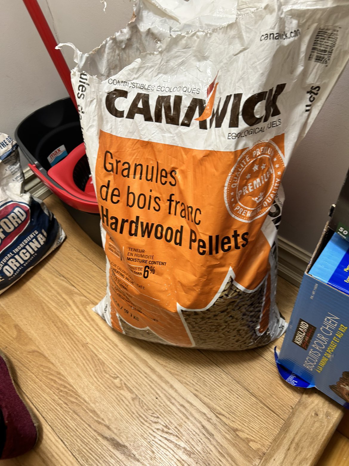Canawick Biological Fuels 40lb Hard wood pellets thumbnail
