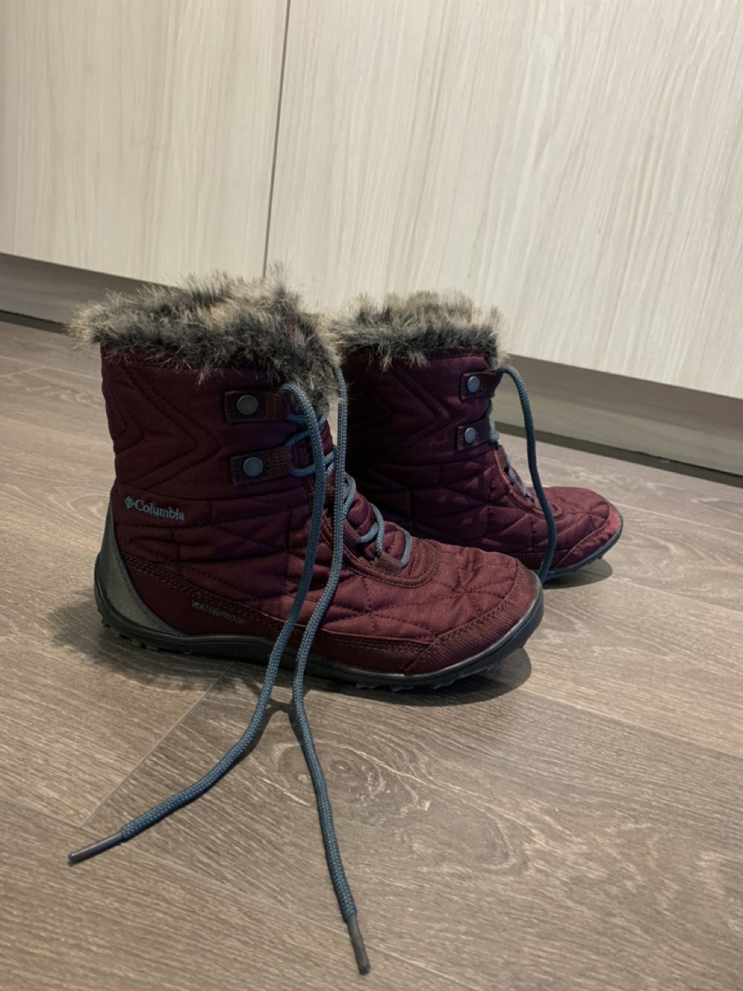 Columbia Women’s Winter Boots size 7.5 - Minx Shorty III
