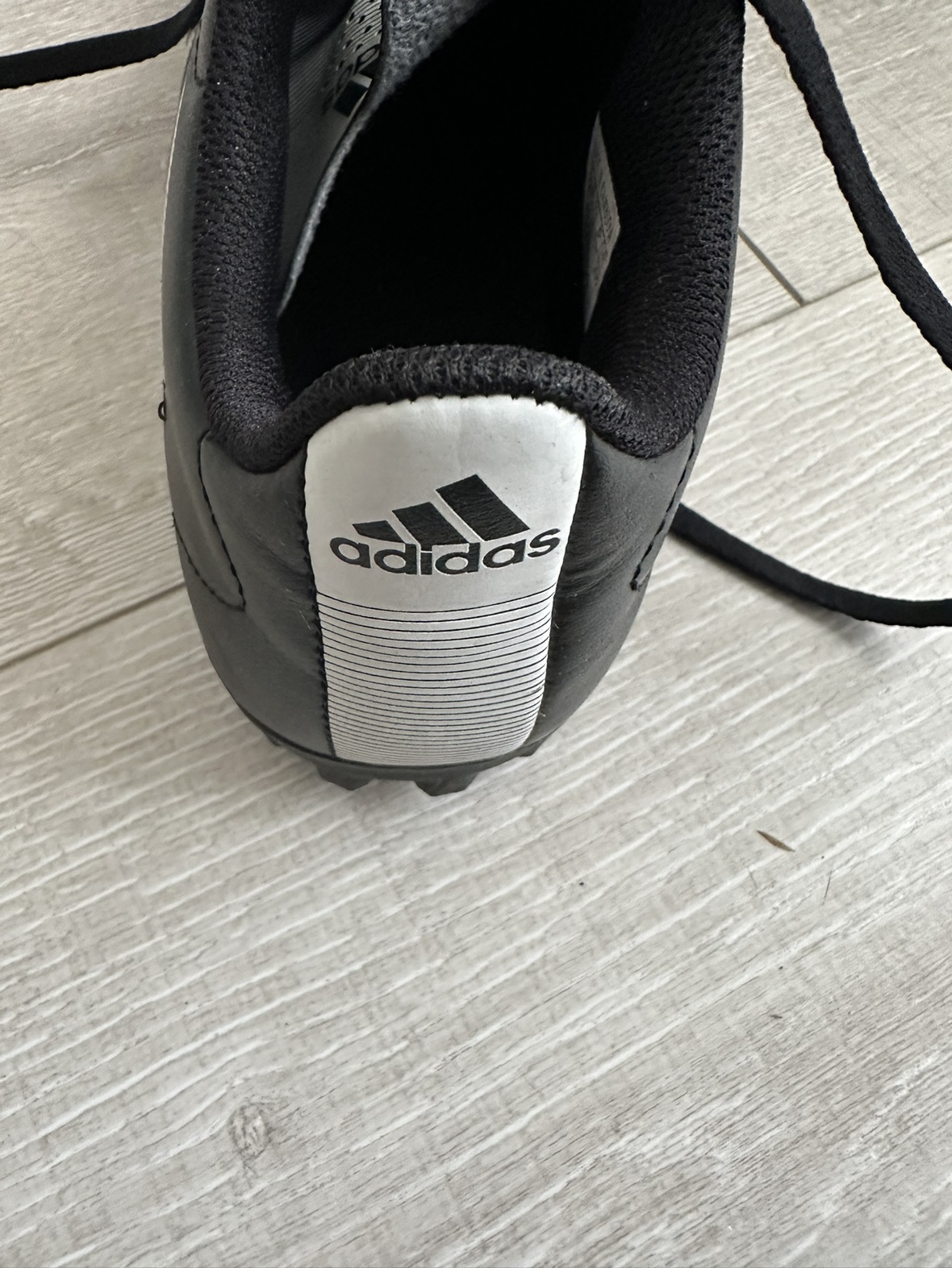 Soccer shoes. Football - photo 4