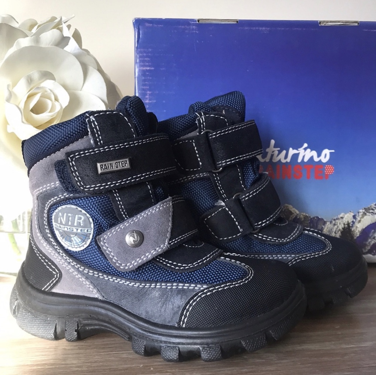 NATURINO SNOW ANKLE BOOTS SIZE 26 thumbnail