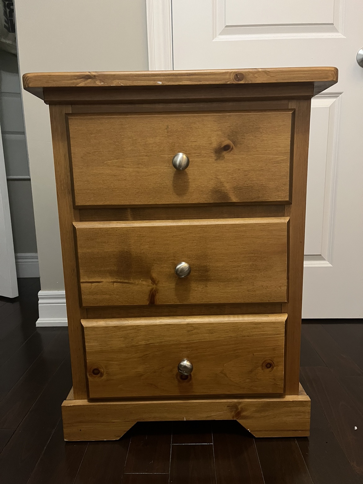 Wooden Dresser - NEED TO SELL ASAP!! thumbnail
