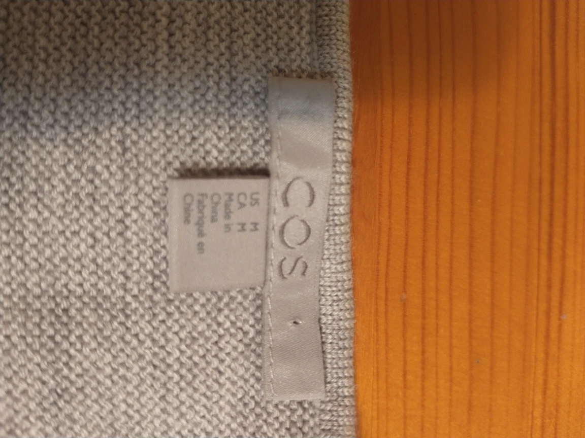 COS 100%wool grey ladies medium sweater image indicator(3)
