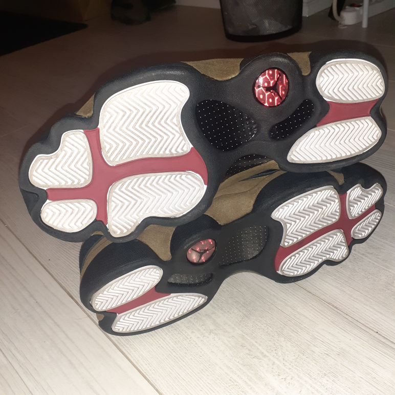 olive Jordan retro 13s thumbnail
