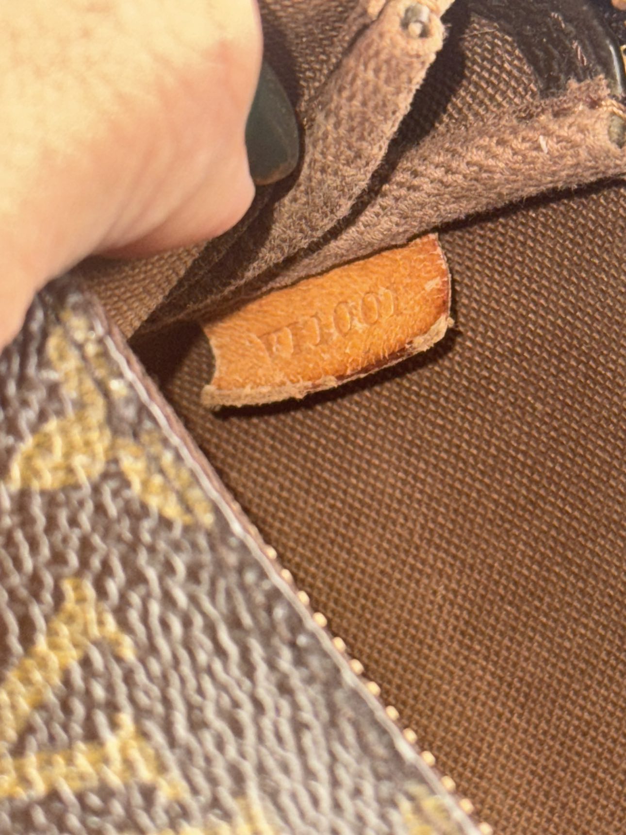 LV Bag - photo 3