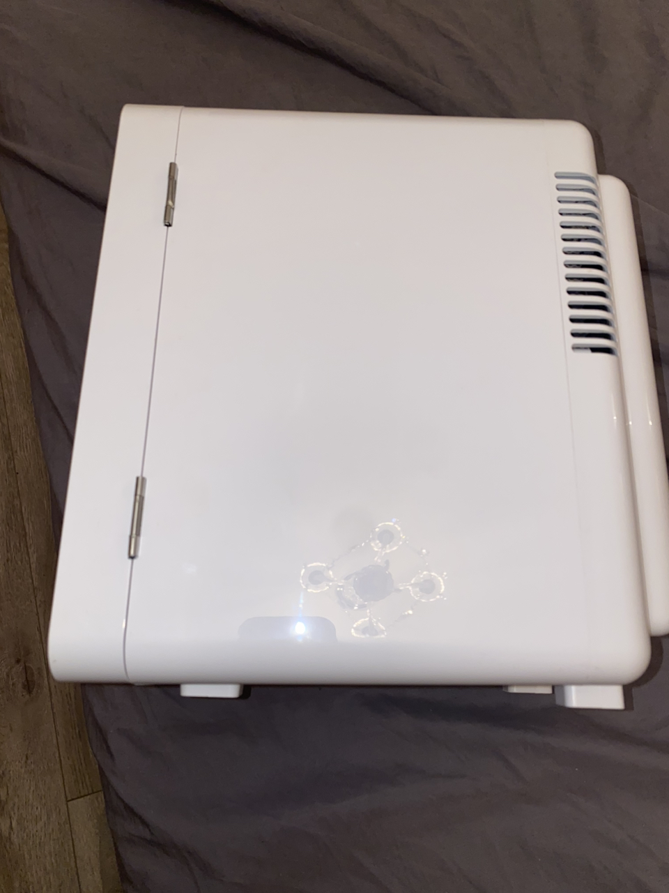 AstroAI Mini Fridge Skincare (Mirror & Light) image indicator(8)