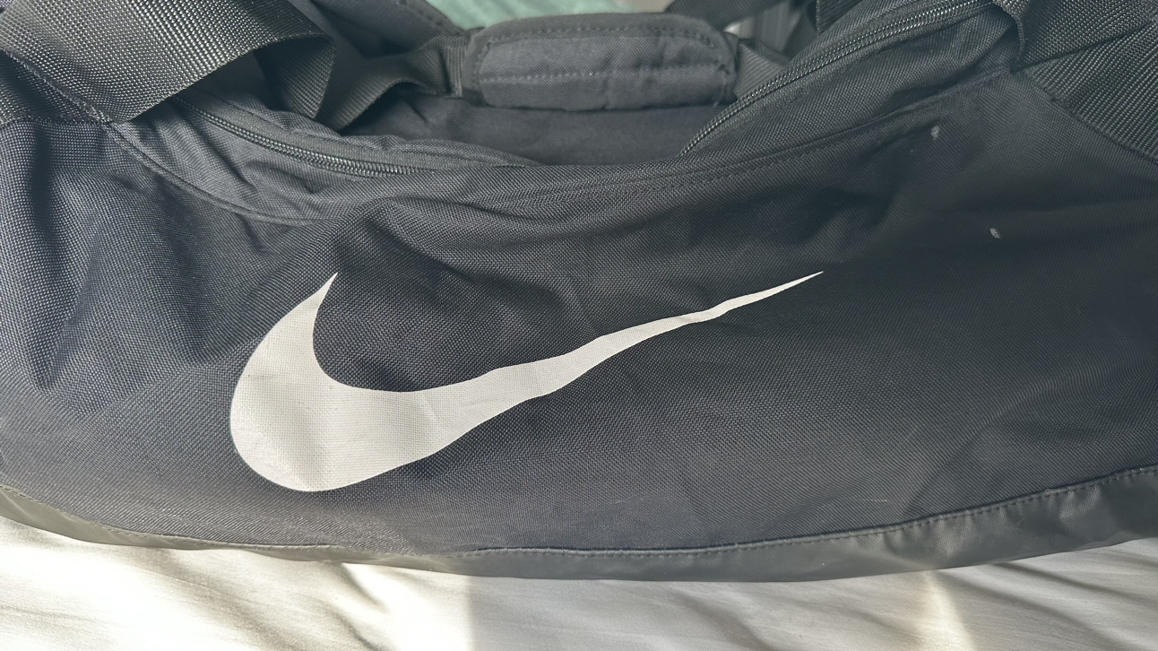 Nike black duffle bag image indicator(2)