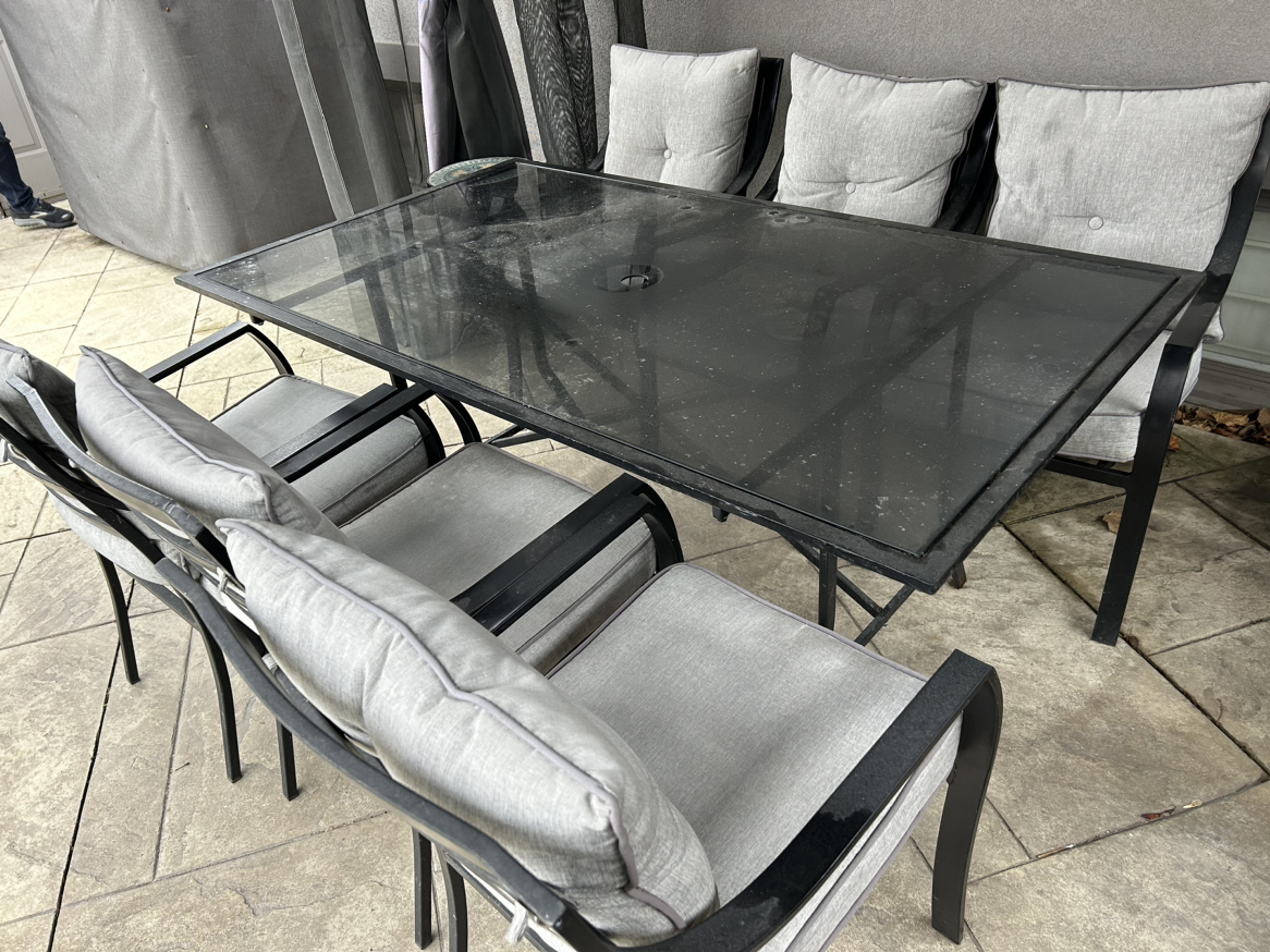 Patio set image indicator(2)