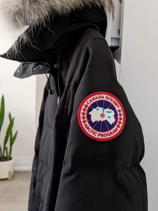 Black Canada Goose Shelburne Parka Coat image indicator(3)