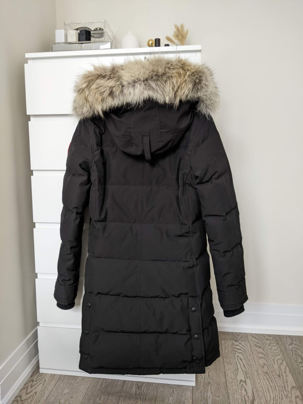 Black Canada Goose Shelburne Parka Coat image indicator(6)