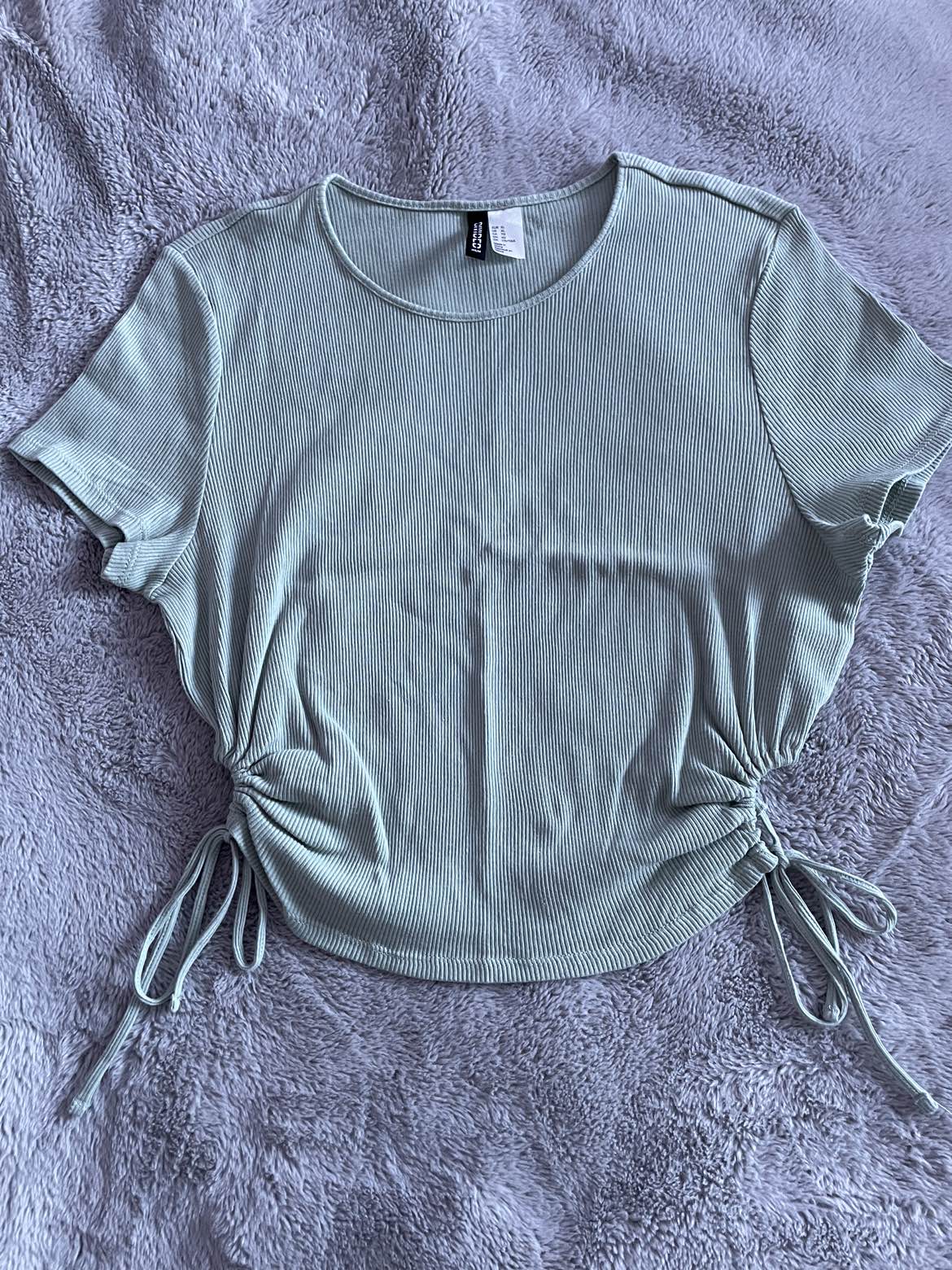 DIVIDED Women’s Top thumbnail