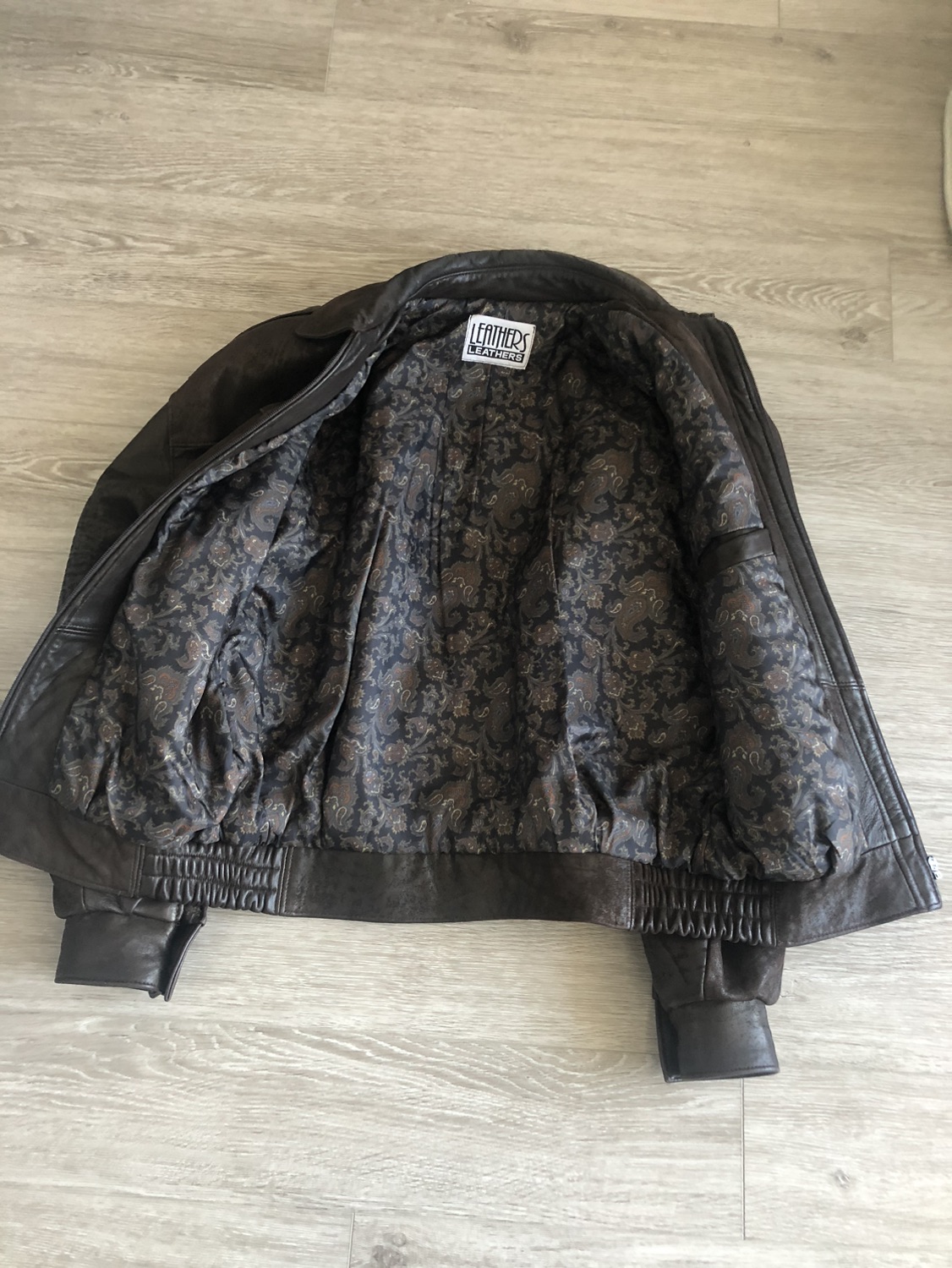 Vintage Men’s Brown Leather image indicator(5)