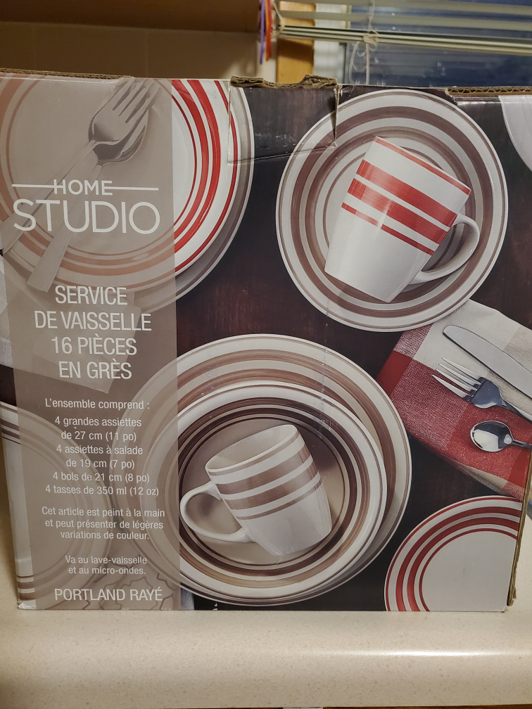 16 Piece Dinnerware Set - photo 5