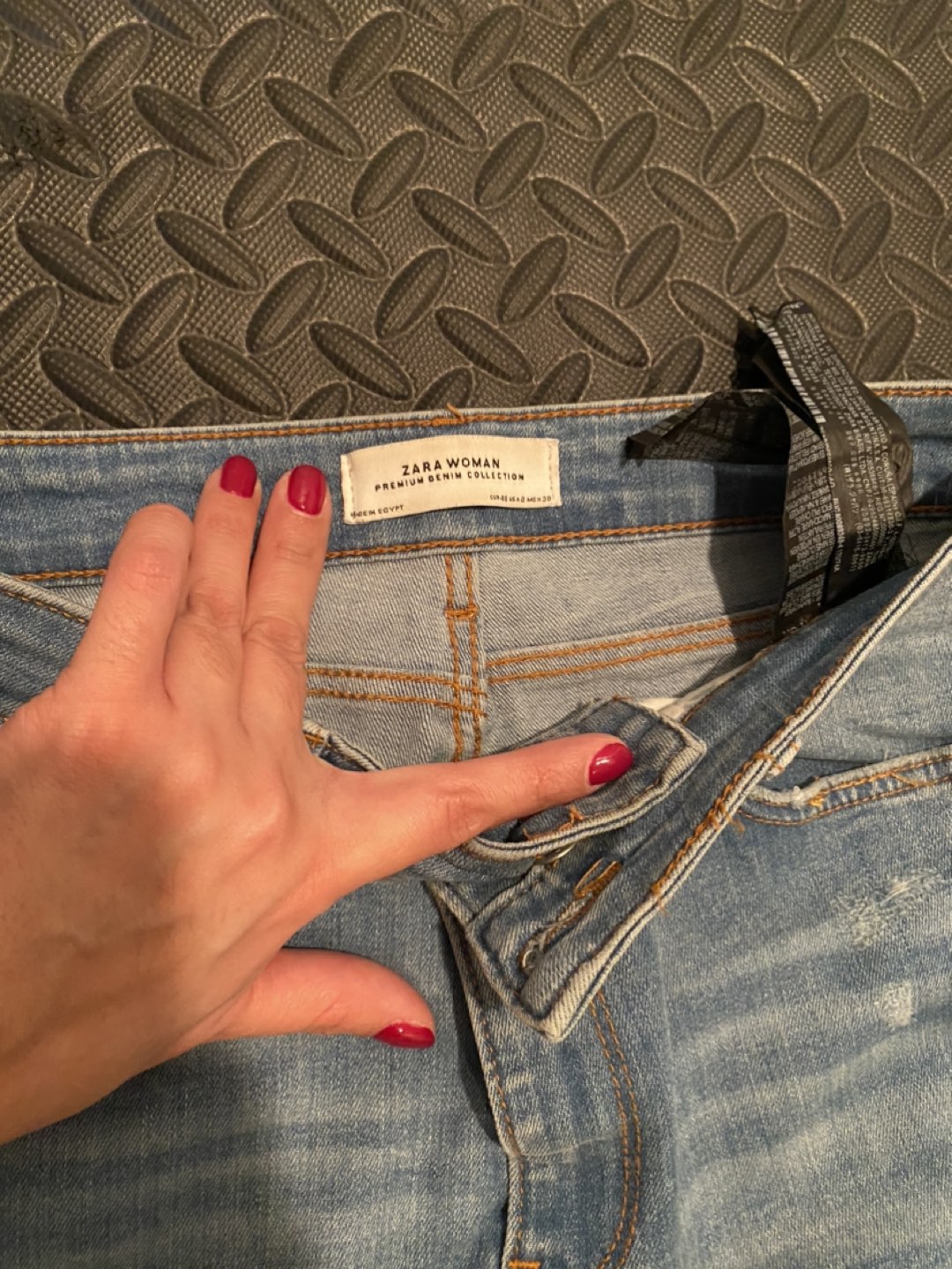 Zara High Waist Jeans - photo 3